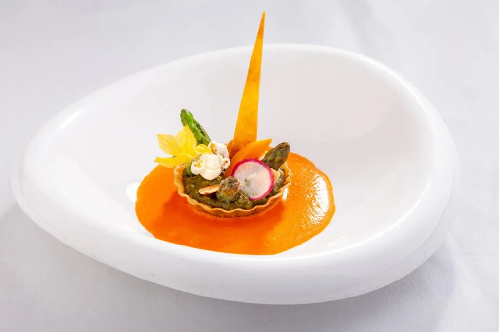 Summer-Asparagus,-spinach-tart,-roast-almond